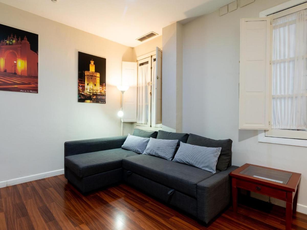 Апартаменты Holi-Rent Lumbreras Севилья Экстерьер фото